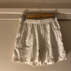 White cotton & hemp sporty shorts